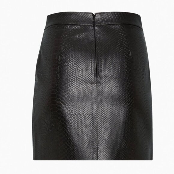 Aritzia Wilfred Patio Snake Print Faux Leather Mini Skirt Black Size 4 - Picture 2 of 7
